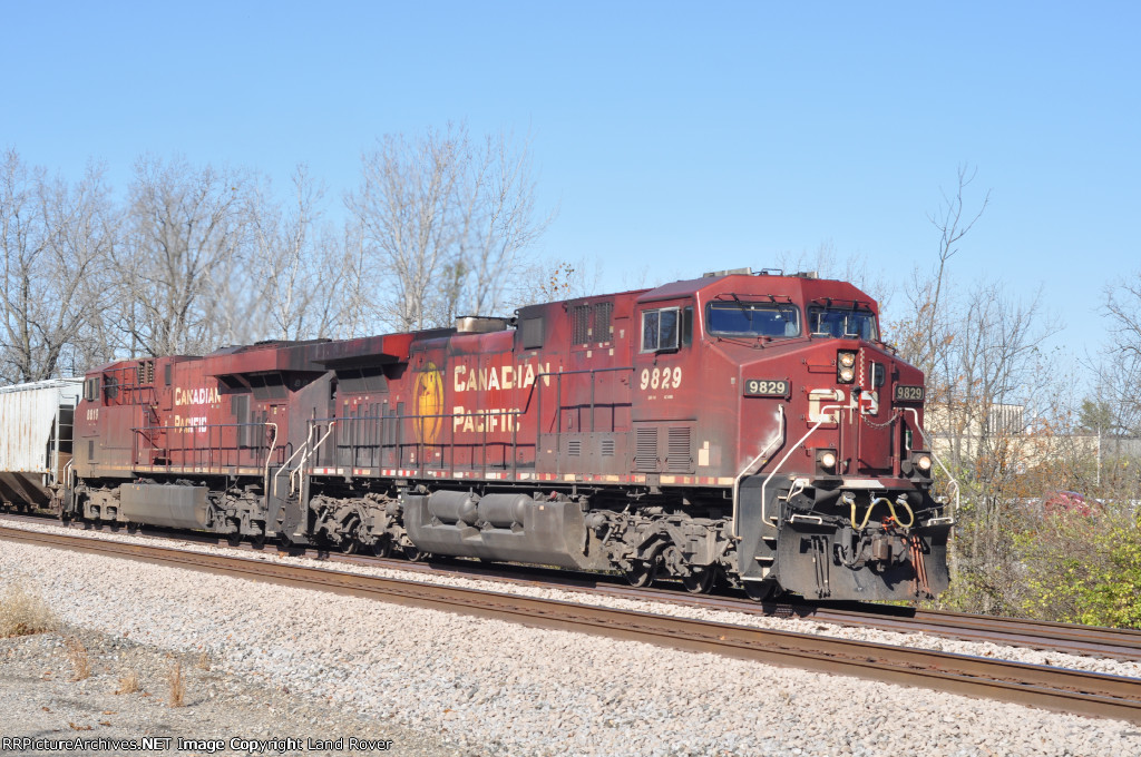 CP 9829 Southbound 